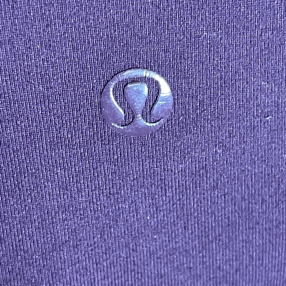 Lululemon 7/8 tights. Size 8. 14” waist/25” inseam. Eggplant color. EUC. 🫶🏽 - Picture 3 of 3